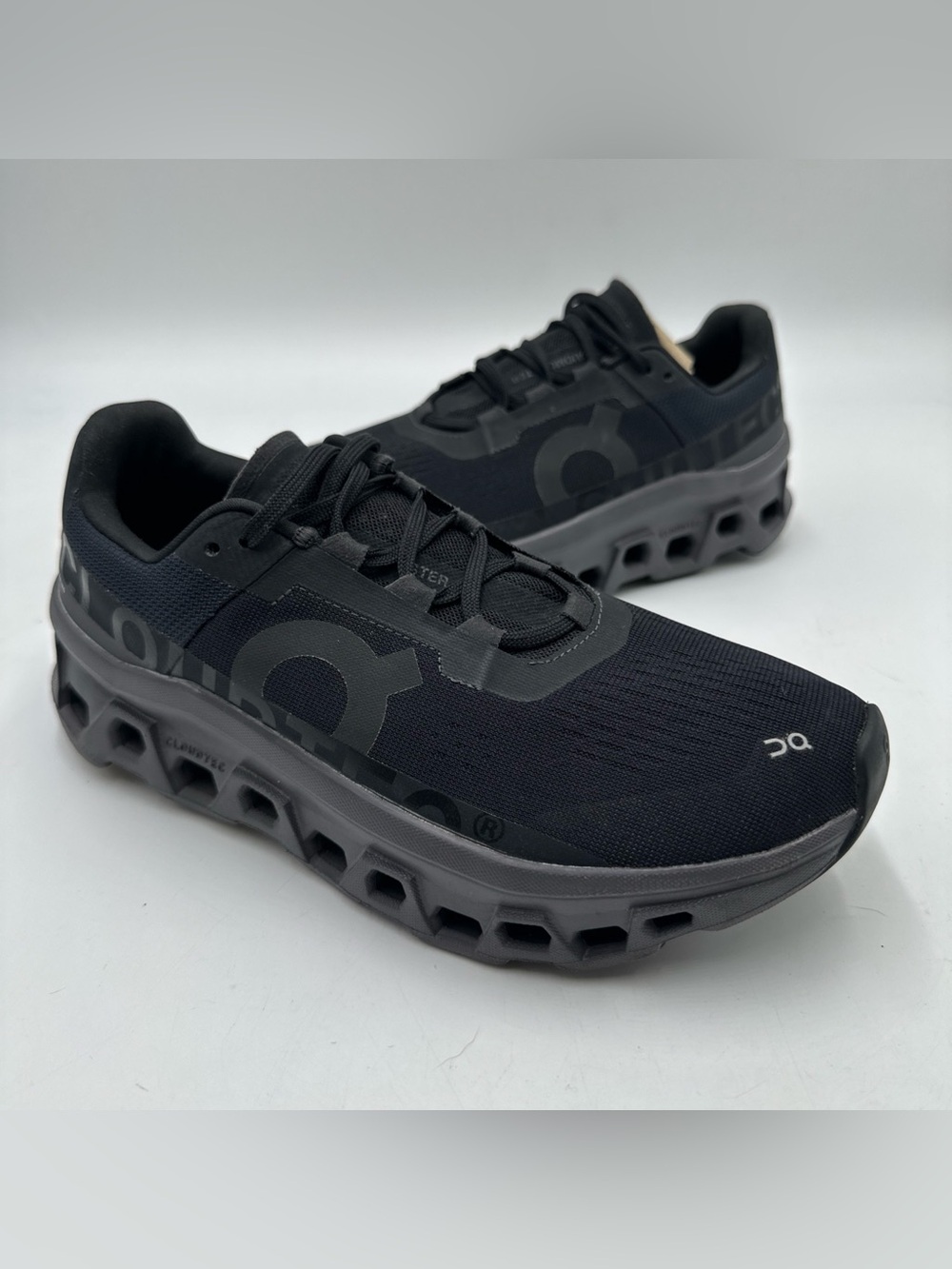On Cloud Running Cloudmonster Black Running Shoes Women’s 9.5 61.99024 EUC